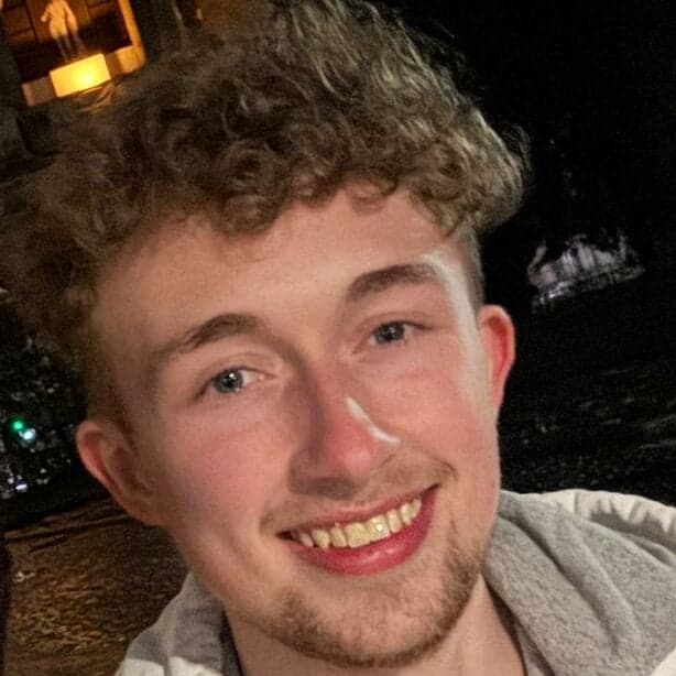 charlie-richardson profile