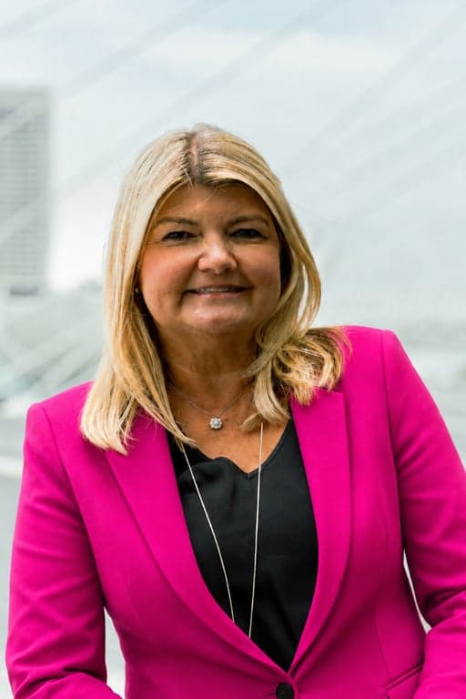 Sandy Carter
