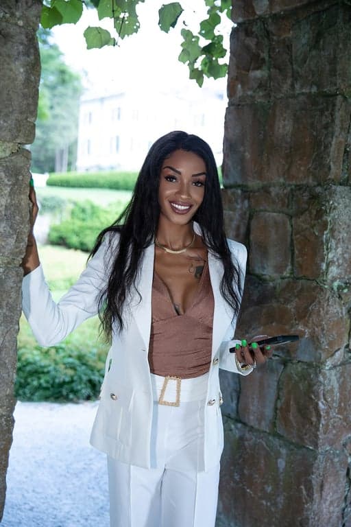 harmony-edwards profile