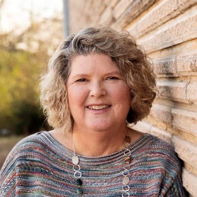 cyndi-thomason profile