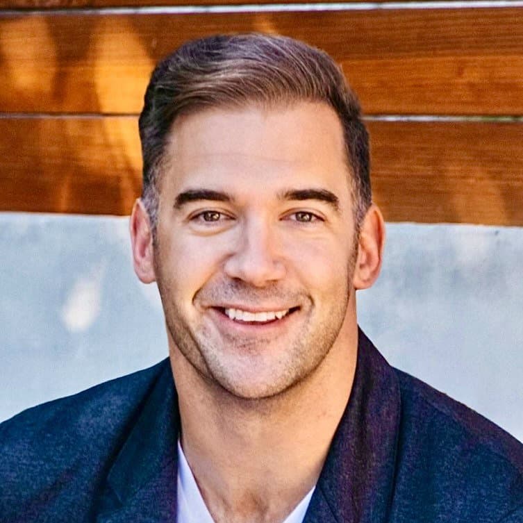 lewishowes profile