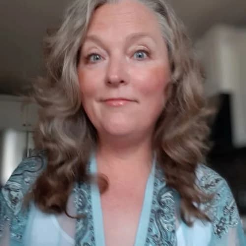 Christine J Gold