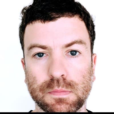 deshuttleworth profile