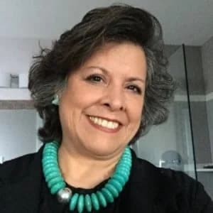 Cynthia Wesley-Esquimaux
