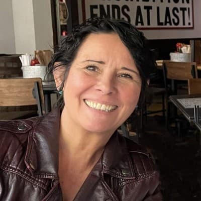 liz-hamilton profile