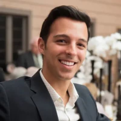 Chris Leyva