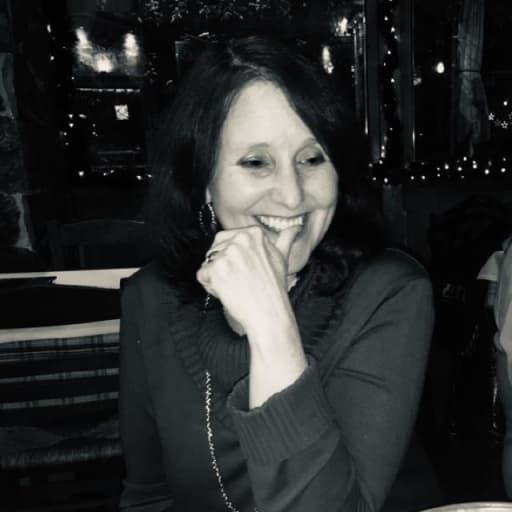Marilyn R Gardner