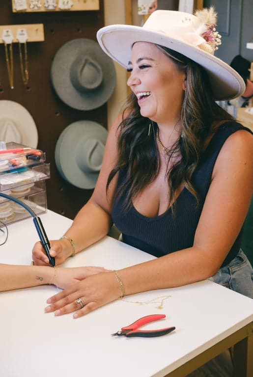 ashley-donnell profile