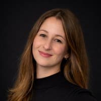 rhian-davies profile