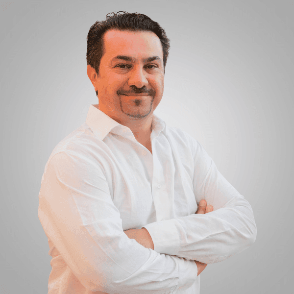 Houtan Hormozian