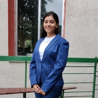 Vidhi Bhatt