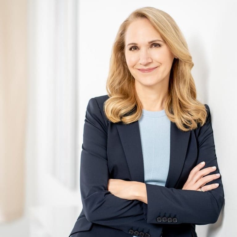 aprildunford profile