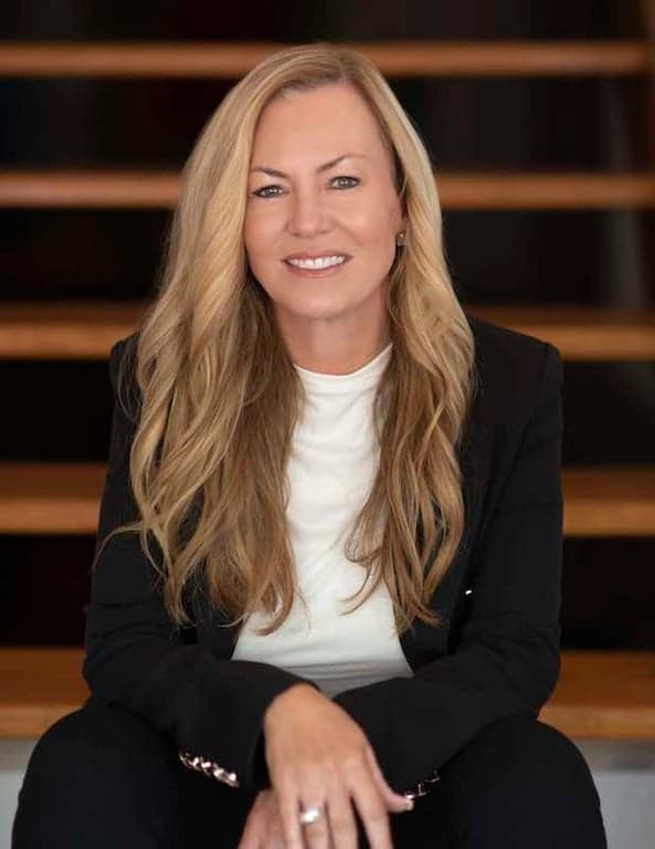 courtneymoeller profile