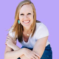 christi-loucks profile