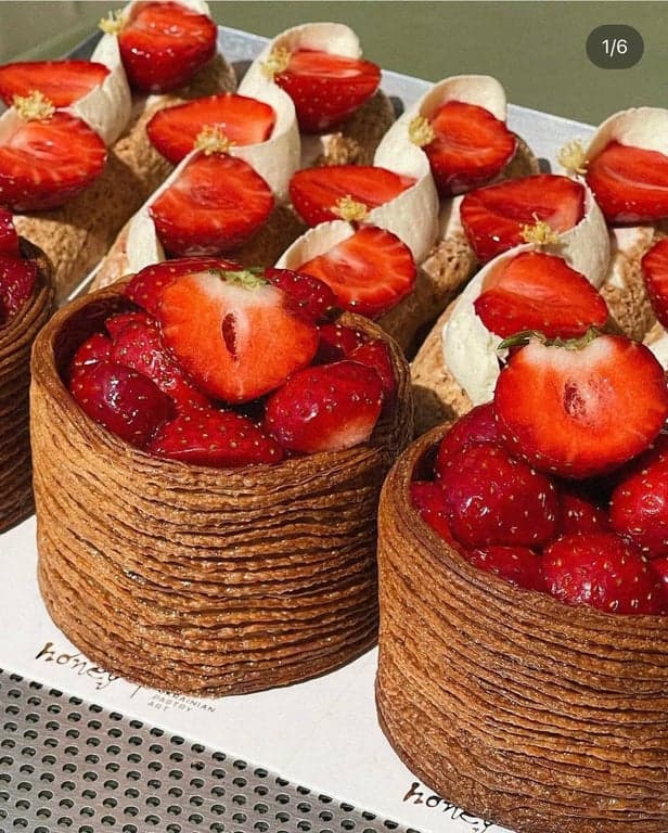 sarah-hindman profile