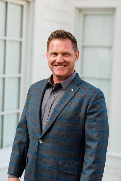 dougstradescom-coach profile