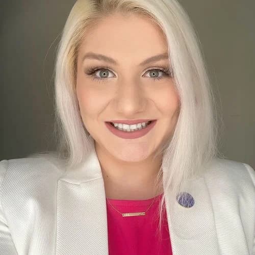 Isabelle Vladoiu